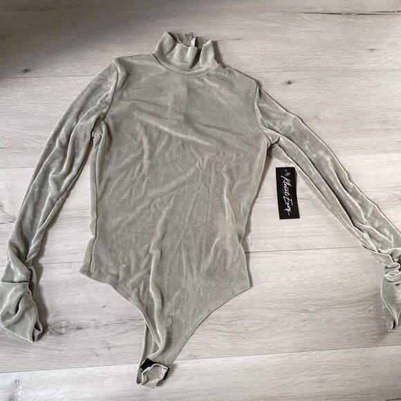 KLOSET ENVY SCRUNCH BODYSUIT S GREEN NWT IN PKG - Picture 5 of 6